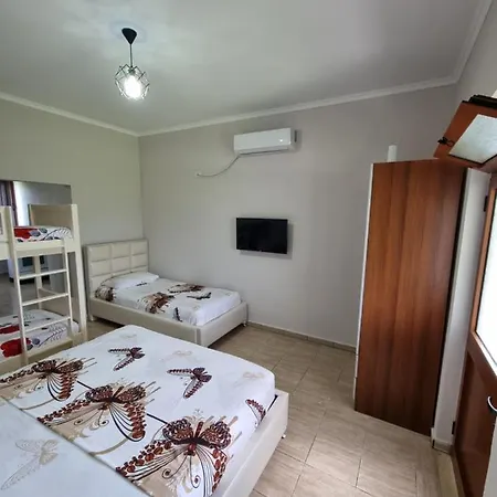 Pensjonat Holiday Home *