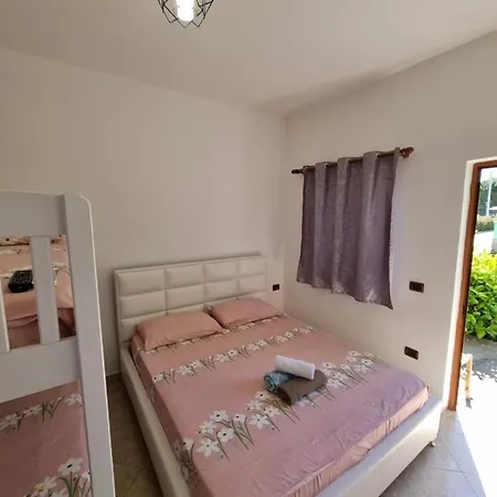Holiday Home * Plazhi San Pietro