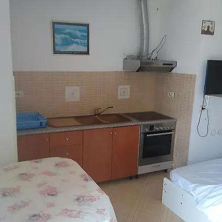 γκαρσονιέρα για διακοπές * Sarandë