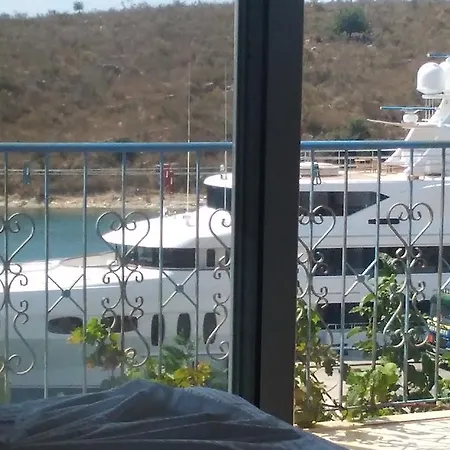 γκαρσονιέρα για διακοπές 度假居 Sarandë