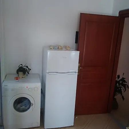 度假居 γκαρσονιέρα για διακοπές Sarandë